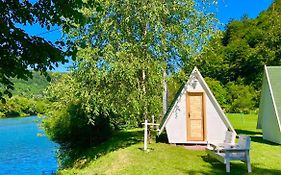 Una Kamp